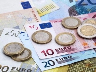 EUR/USD GẦN KHÁNG CỰ NGÀY, CƠ HỘI BÁN TRUNG HẠN
