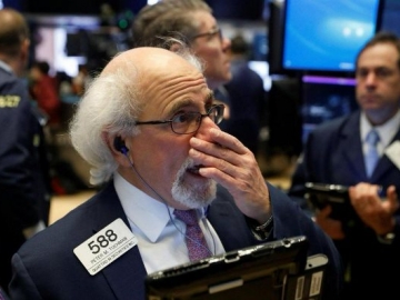 Giảm tiếp 150 điểm, Dow Jones giảm phiên thứ 4 liên tiếp