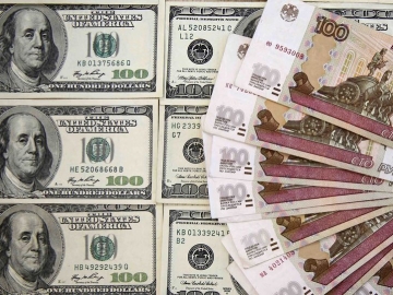 Đồng Đô la tăng giá, đồng Ruble ổn định nhưng tình hình chiến sự vẫn được chú ý