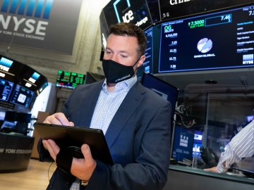 Cảnh báo ảm đạm từ Snap khiến Nasdaq Composite giảm hơn 2%