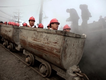 Trung Quốc lập tập đoàn khổng lồ kinh doanh quặng sắt