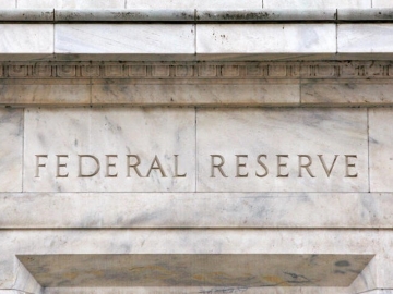 Fed sẽ tăng lãi suất cao hơn để khống chế lạm phát